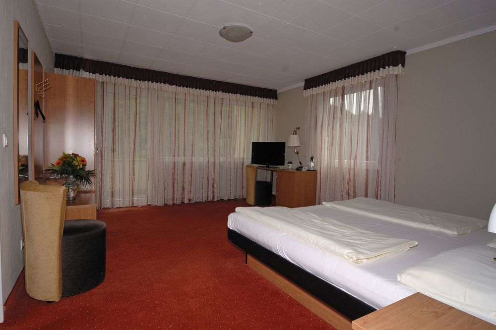 Hotel Schlangenbader Hof Εξωτερικό φωτογραφία